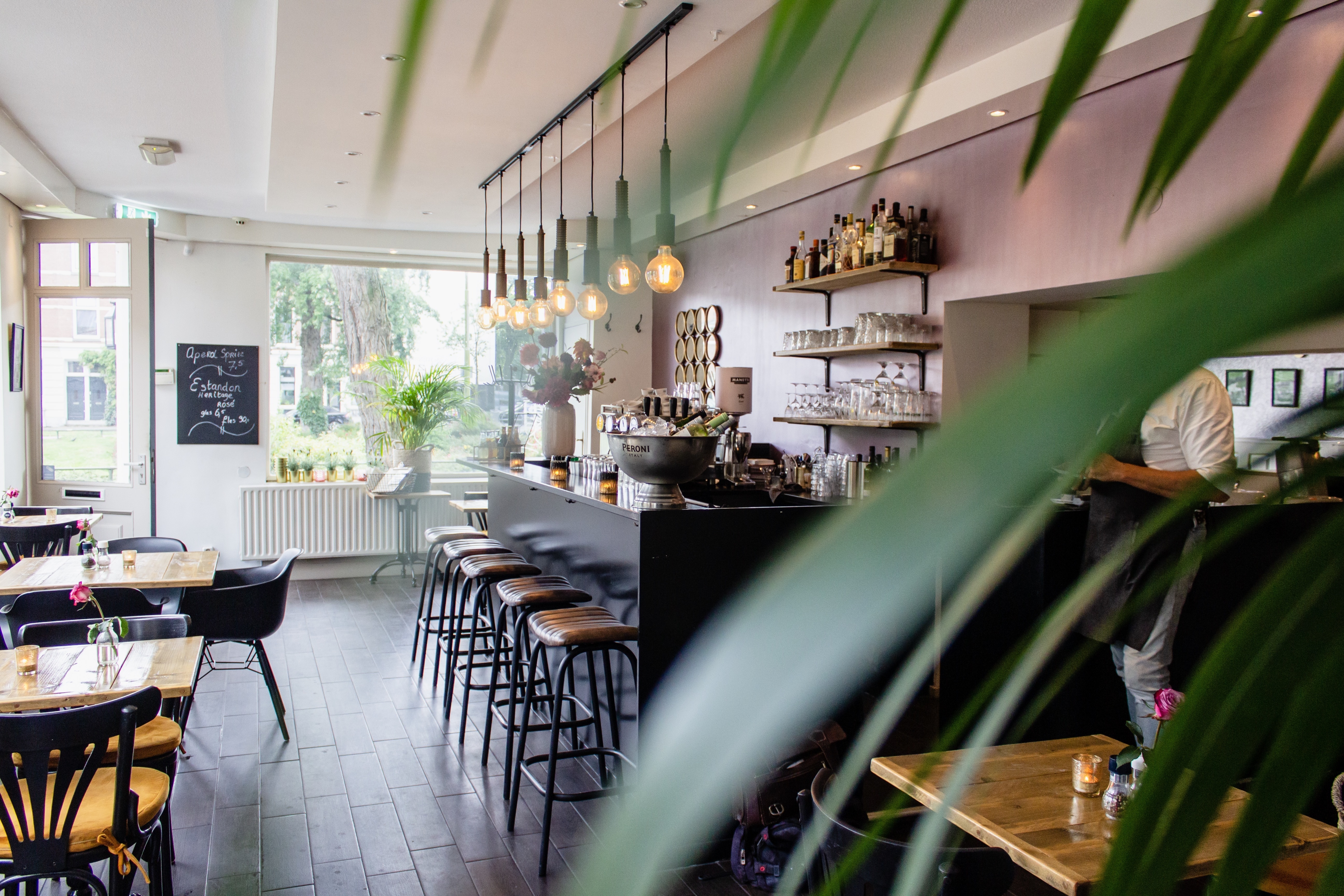 10 Most Sought-After F&B Interior Design Agencies in Singapore with Inspiring Designs and Decor
